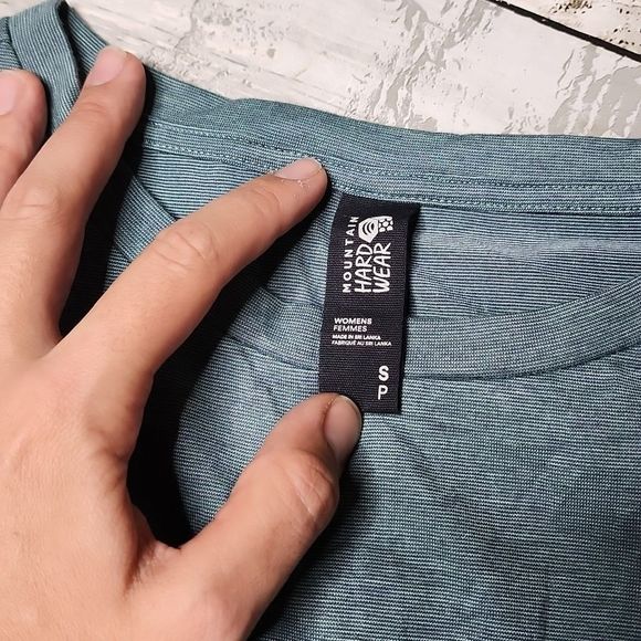 Mountain hardwear rolled sleeve muscle tank shirt split back green - Picture 2 of 8